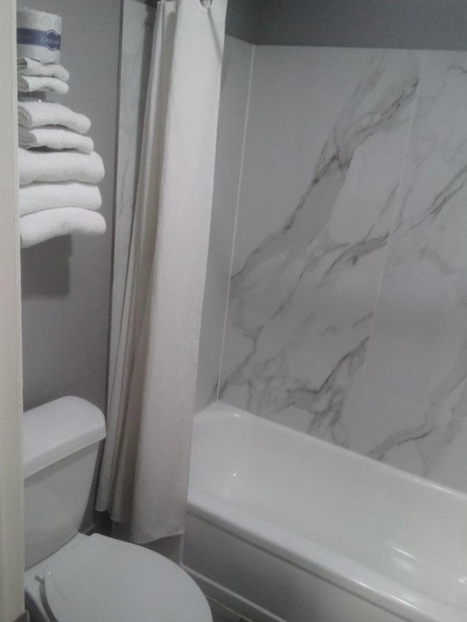 Coachman'S Inn & Suites Waldron エクステリア 写真